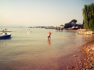 1240436_10200437294123525_1168610085_n